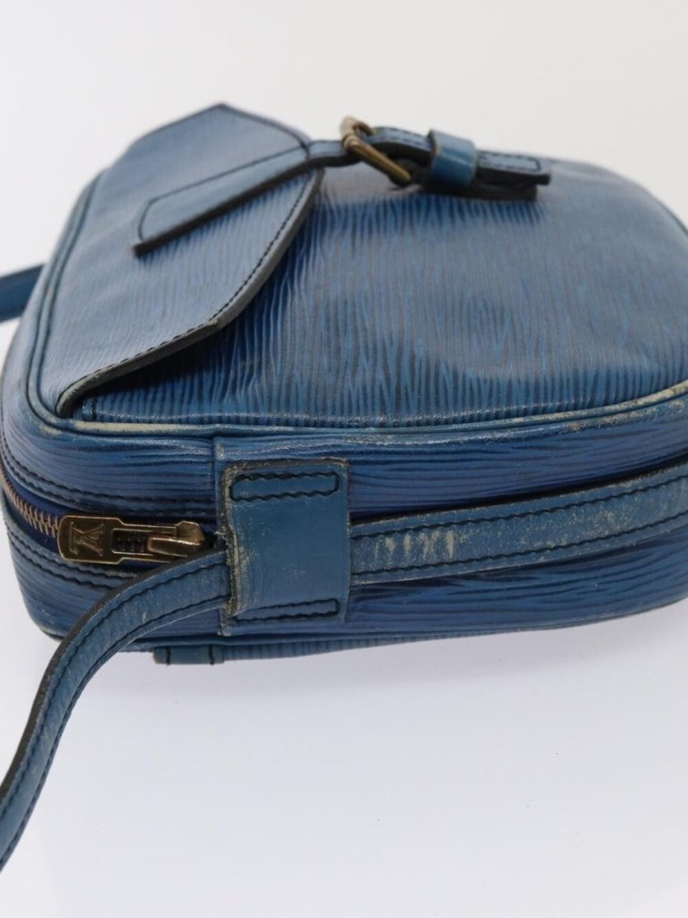 LOUIS VUITTON Epi June Feuille MM Shoulder Bag Blue M52155 LV Auth 82031 - Picture 5 of 16